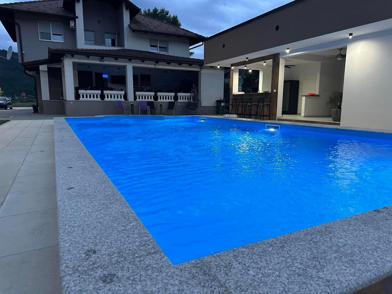 Amal Grand Villa Bihać 外观 照片