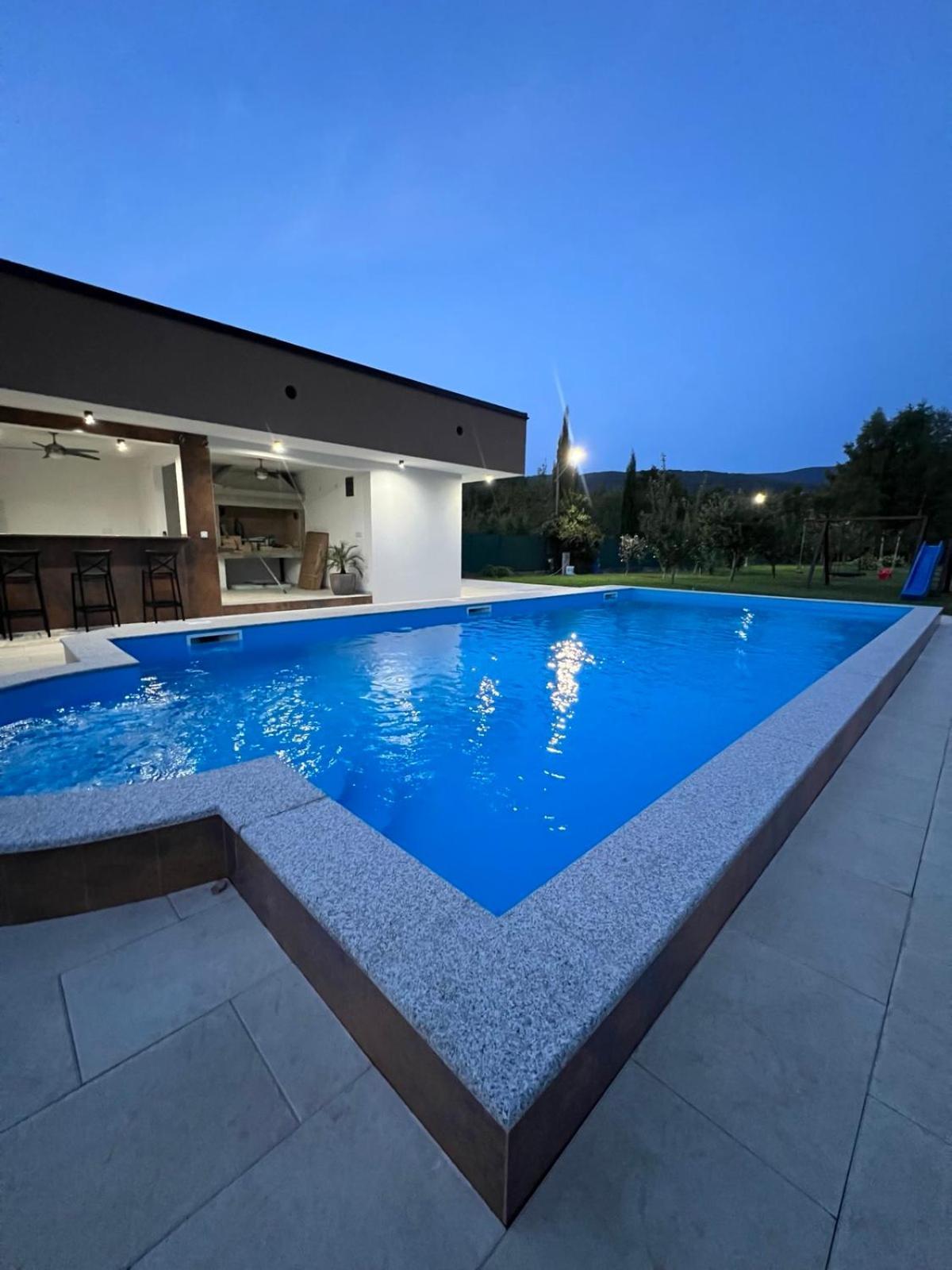 Amal Grand Villa Bihać 外观 照片